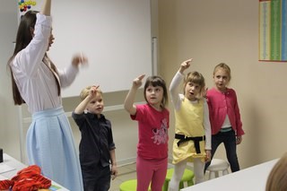 Для Британика студия английского